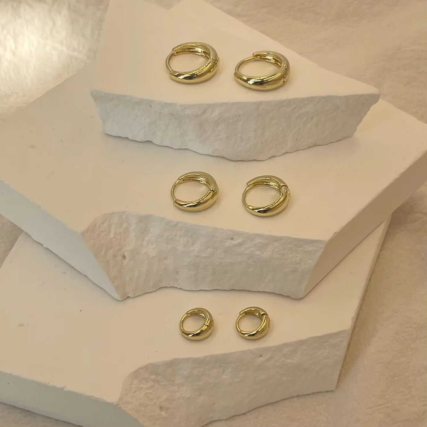 Stainless Steel 1 Pair Minimalist Huggie Hoop Earrings for Women Gold Color Tiny round Circle 6/10/12Mm Punk Unisex Rock Earring